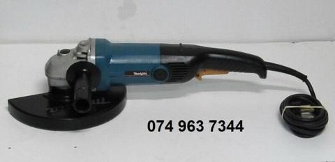 Makita GA9010C 2000W Industrial Compact 230mm Angle Grinder with Soft-Start
