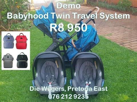 Demo Babyhood Twin Stroller and Maxi-Cosi Car Seats