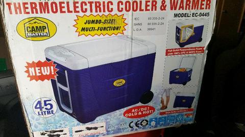 Campmaater 45L electric cooler box 