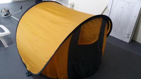 Campmaster Intstant 200 camping tent 
