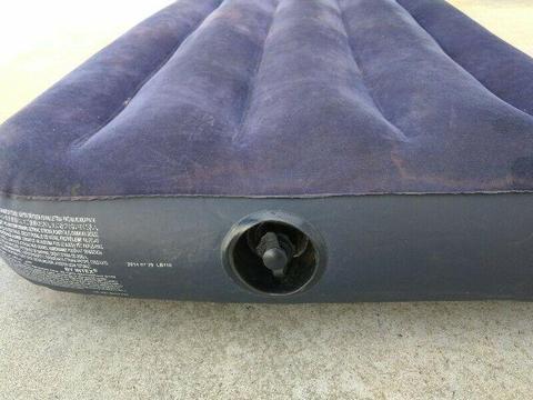Air mattresses 
