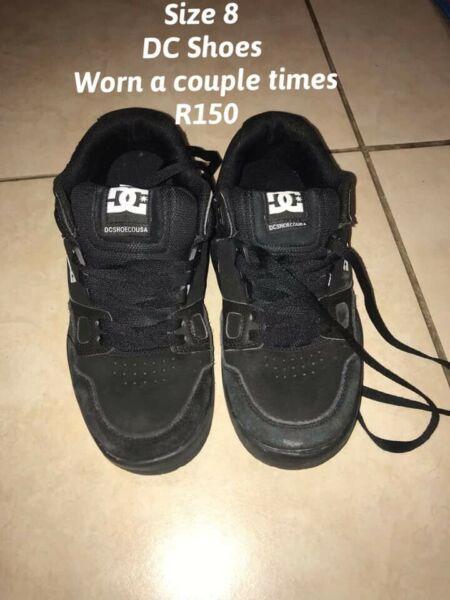 Size 8 and 9 men’s shoes 