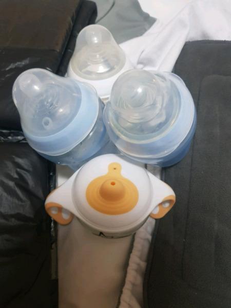 Tommee Tippee Baby Bottles and adult diapers / nappies 
