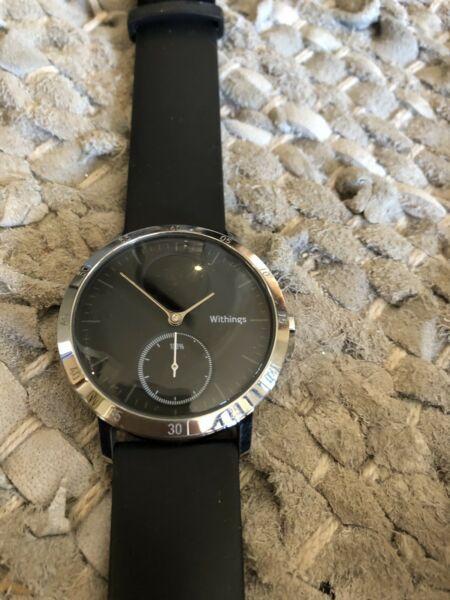 Withings Hybrid smart & fitness watch & charger 