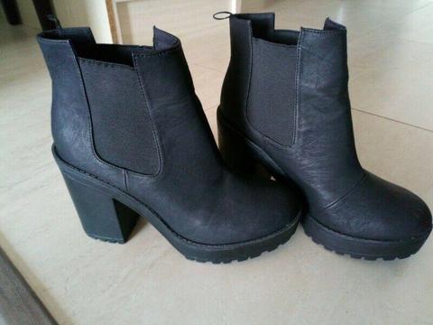 H & M Boots - WORN TWICE - PERFECT CONDITION 