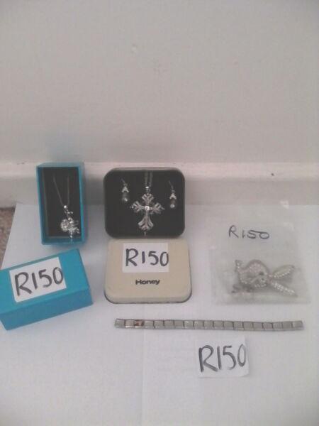 Jewellery R150 EACH!  