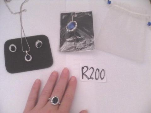 Sapphire Nickel Free Necklace Set .Ring Size M with Bag Holder R200 