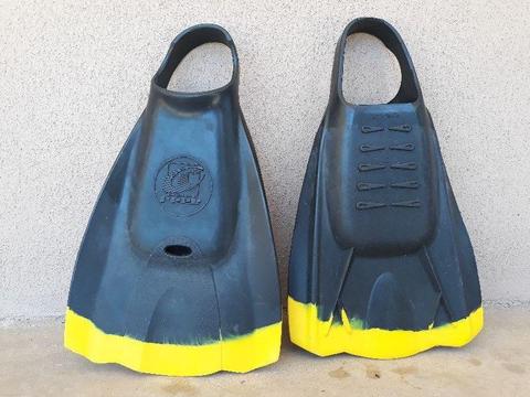 Swimming/Bodyboarding flippers 