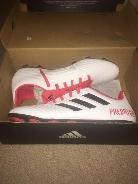 Brand New Adidas Predators (Size 8) 