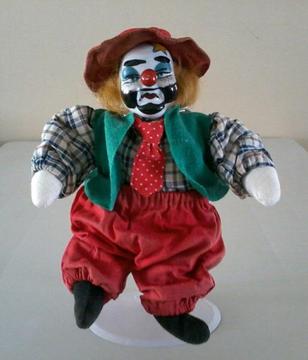 Clown collector's doll 
