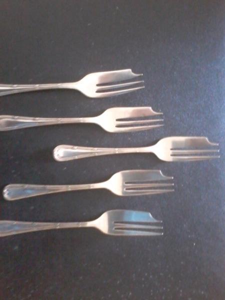 Silver plated cake forks 