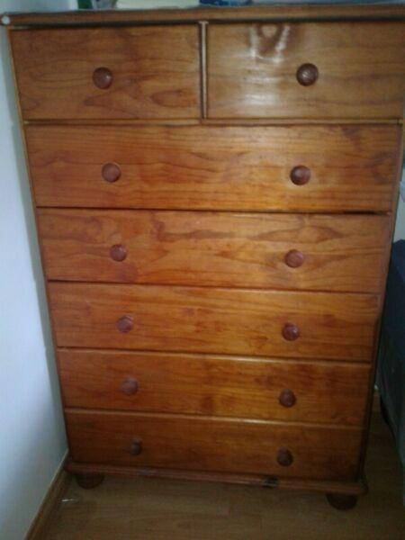Solid Pine chest of Drawers 