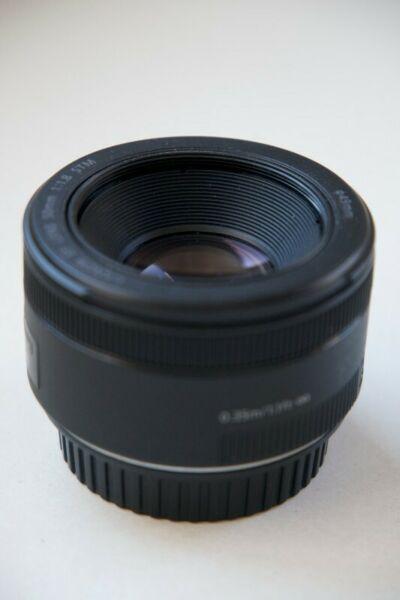 Canon EF 50mm f/1.8 Camera Lens 