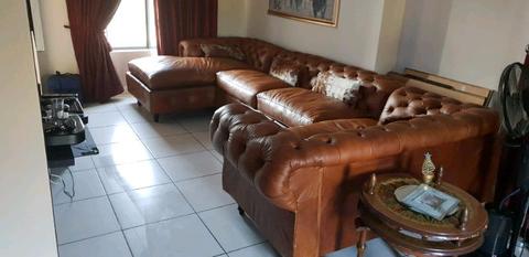 Chesterfield lounge suite  