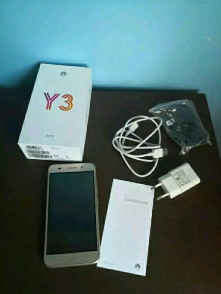 HUAWEI Y3 2018 GOLD IN THE BOX ( TRADE INS WELCOME)  