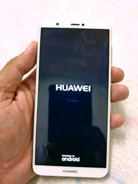 32GB Huawei PSmart with dual back camera and finger print 