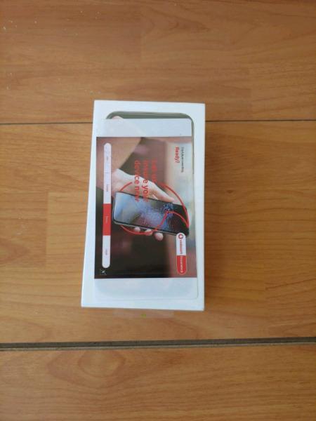 Brand New Sealed IPhone XS 512GB Gold 