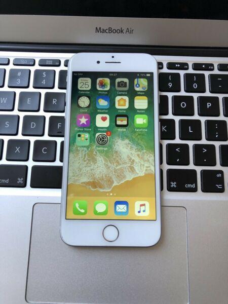 iPhone 7 32gb silver R3500 