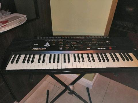 Roland E 28 Keyboard 