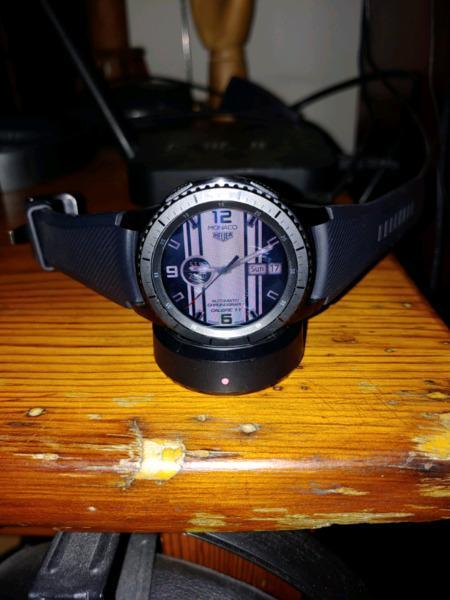 Samsung gear S3 Frontier for sale like new  