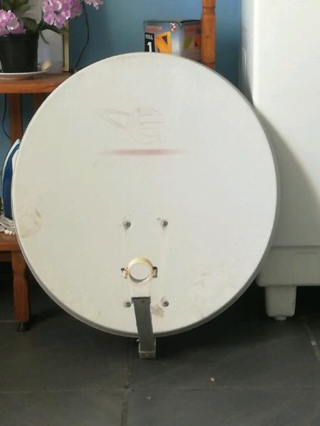 Used Elsat Aluminium Satellite Dish 60cm 