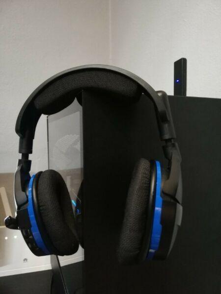Turtle Beach Stealth 600 Wireless Gaming headset for PC/PS4 