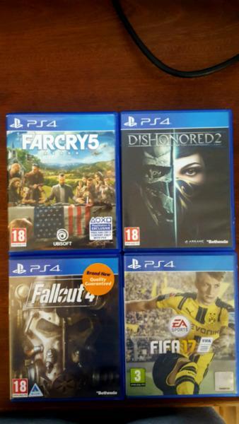 Second hand PS4 games for sale. 