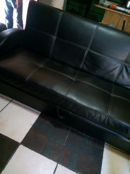 Sleeper couch R2000 