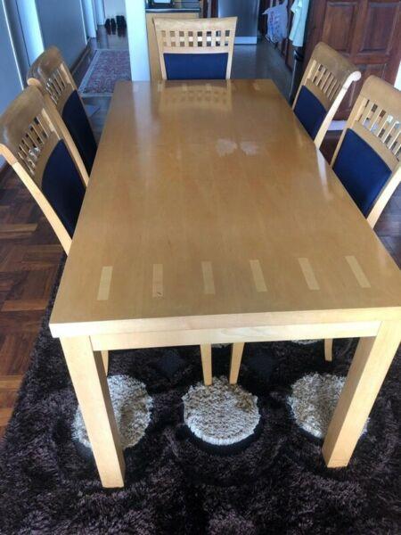 Dining Room Table chairs and matching coffee tables 