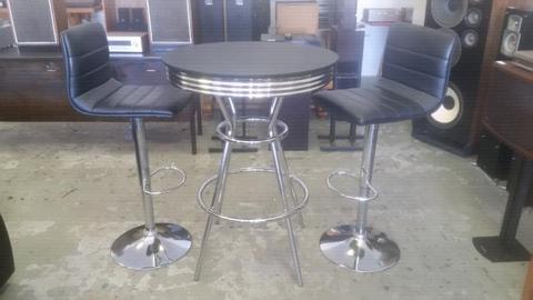 Gorgeous Cafe Style 3 Piece Table & Chairs 