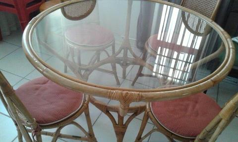 Round cane table glass 