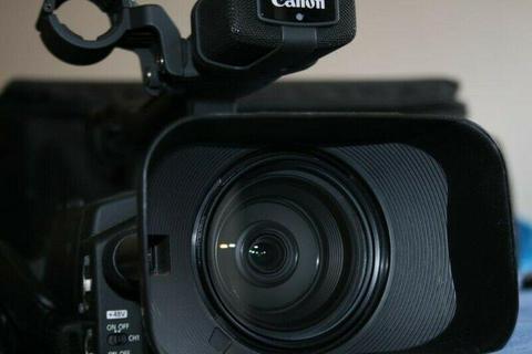 Professional Video Camera 