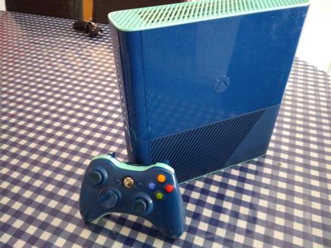 Xbox 360 E Limited Edition 500GIG JTAG!!  