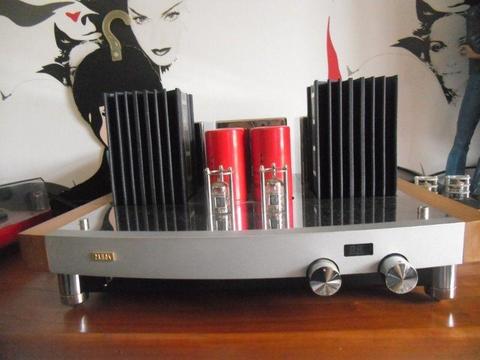 Pathos Twin Towers Valve Tube Integrated Amplifier 