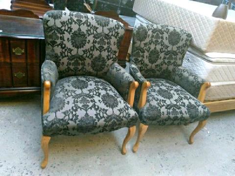 2 x antique queen Anne chairs 