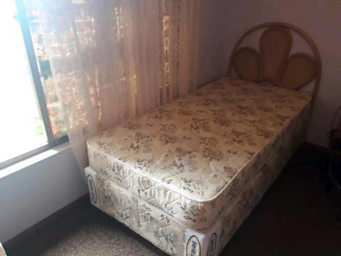 Single bed with head unit  