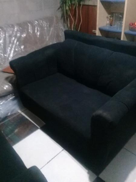 2 Seater couch 450 
