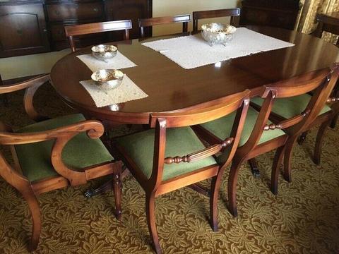 Dinning table and 8 chairs 
