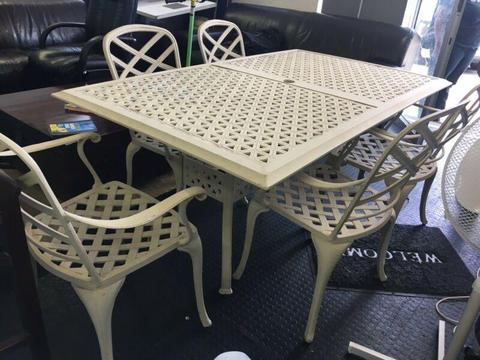 Cast Aluminium Table and 5 chairs Patio Garden set  