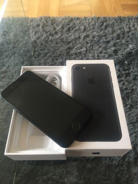 iPhone 7 128gb  