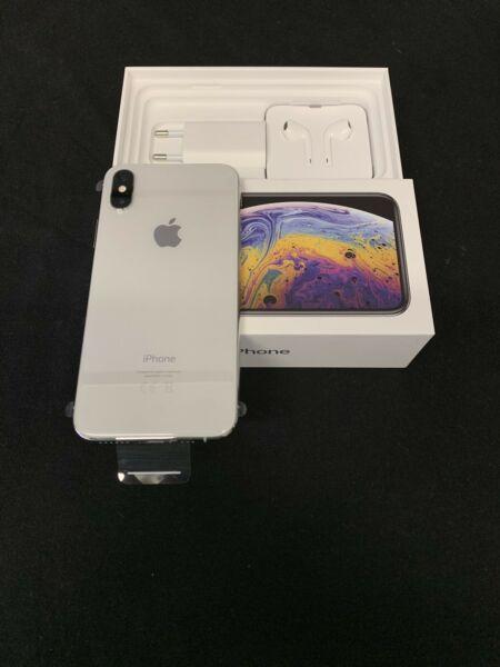 Iphone XS 256 gig - Silver - brand new - trade ins welcome (only iPhones) 0822565589 