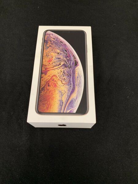 iphone XS Max 64 gig - Gold - brand new - trade ins welcome (only iPhones) 0822565589 