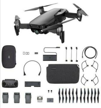 DJI MAVIC AIR FLY MORE COMBO (Black) 4K DRONE (Only used it in December) 