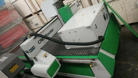 CNC ROUTER 1325 Vacuum Bed - 1.3m x 2.5m in size.  