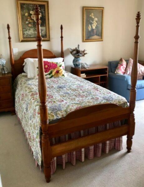 Exquisite Antique French four poster beds(x2) and side table 