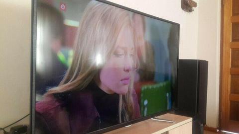 Hisense 55 inches Smart Led Tv 