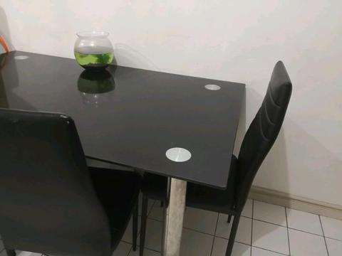 dinning table 