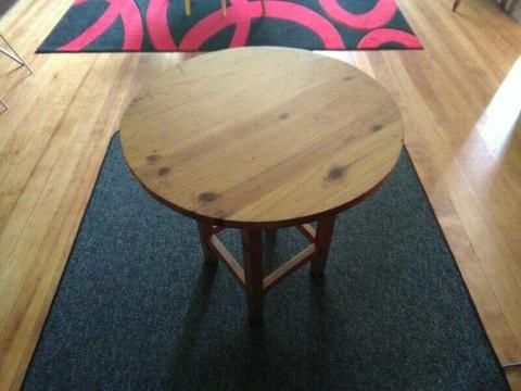 Round table for sale 
