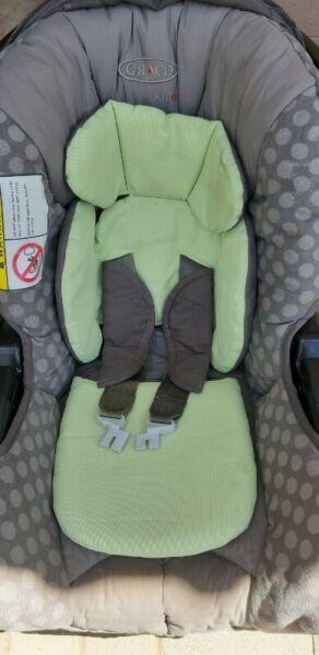 Graco baby car seat 