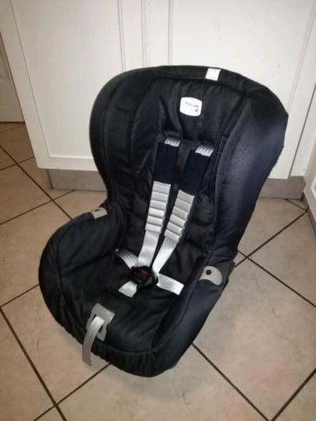 Britax isofix car seat 